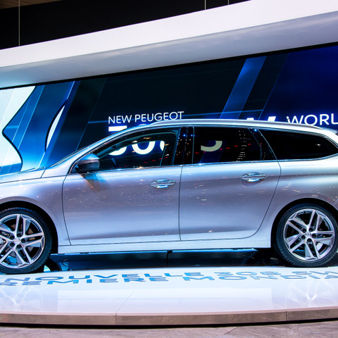 【プジョー 308 SW 試乗】シエロ こもり音で星2つ、好みのクルマなのに残念…岩貞るみこ 画像