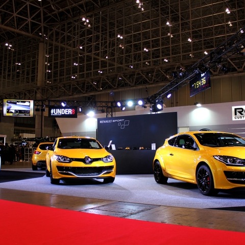 【東京オートサロン15】ルノー RSシリーズ が勢揃い…似ているようで全く違うその特徴とは 画像