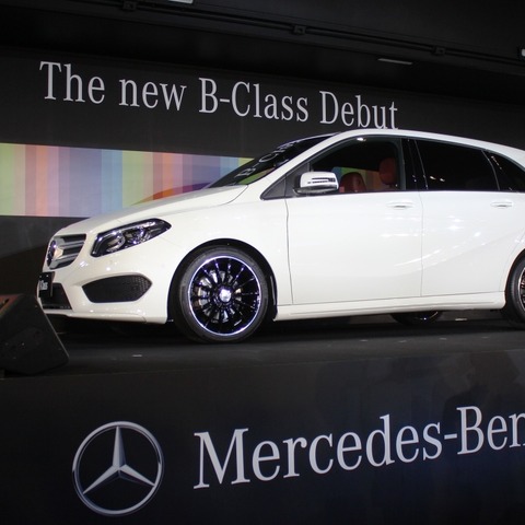 【メルセデスベンツ Bクラス 改良新型】S・Cクラス の流れ汲み、よりスポーティな内外装に 画像