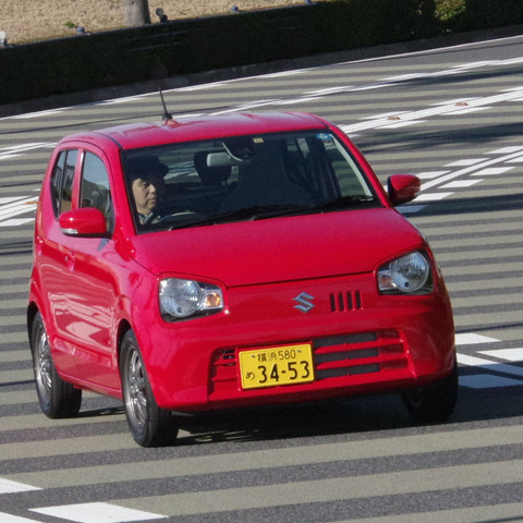【スズキ アルト 試乗】シャシー性能に大きな違い、豪華仕様の「X」…井元康一郎 画像