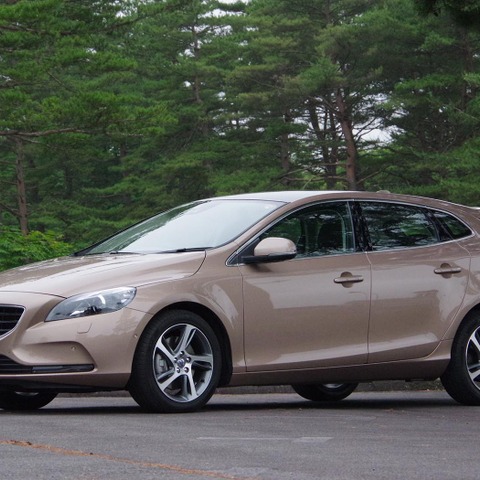 【ボルボ ディーゼル 日本導入】25万円高のディーゼル、お買い得モデルは？ 画像