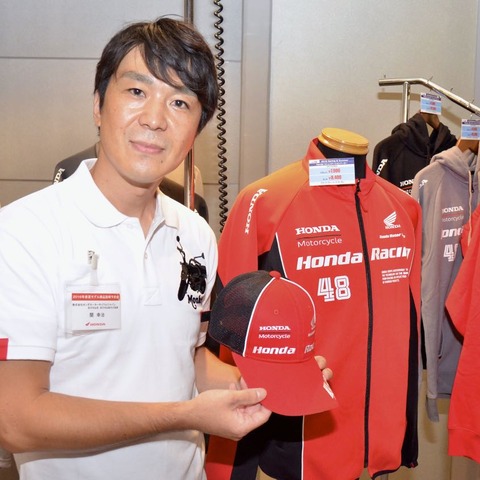 レースファン垂涎の「コミュニケーションライン」…ホンダ ライディングギア 春夏モデル 画像