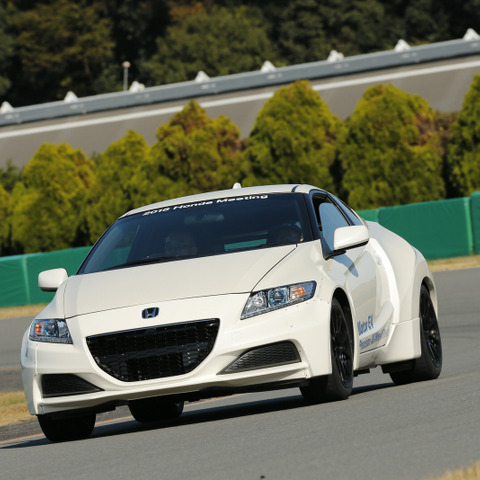 【ホンダミーティング15】4輪独立型ピュアEVを試乗…タイヤ1輪ずつにモーターを搭載 画像