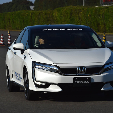 【ホンダミーティング15】最新FCVに試乗…クラリティ とは比較にならぬほど洗練された 画像