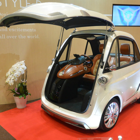 【東京モーターショー15】5分の充電で120km走れる!?　バッテリーの常識くつがえす小型EV…STYLE-D 画像