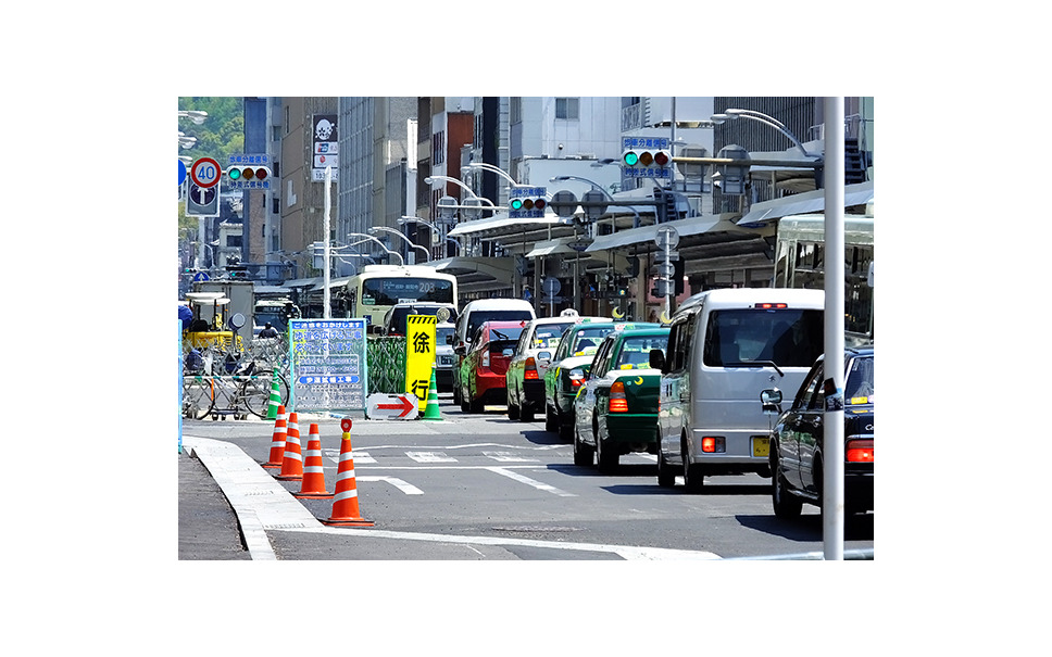 渋滞騒ぎが落ち着いた京都 四条通 ドライバーのボヤキはまだ続く 8枚目の写真 画像 レスポンス Response Jp