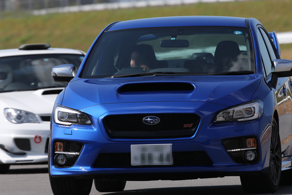 2 0ターボ4wd車はちょっと違う ドライビングレッスン 9月21日 レスポンス Response Jp
