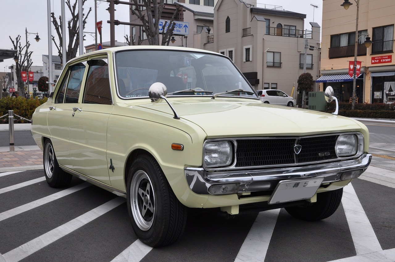 佐野ニューイヤークラシックカーミーティング17 ファミリア ルーチェ などの歴代ロータリー車 レスポンス Response Jp 佐野ニューイヤークラシックカーミーティング17 ファミリア ルーチェ などの歴代ロータリー車 レスポンス Response Jp