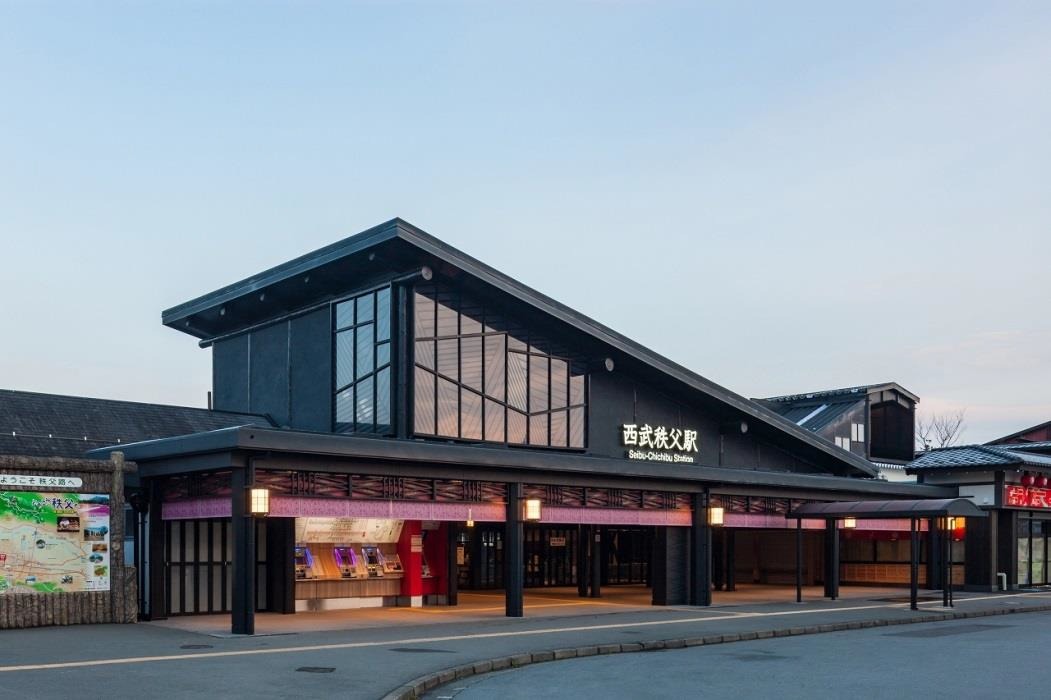 西武秩父駅の 和風化 が完了 温泉施設も近日オープン レスポンス Response Jp