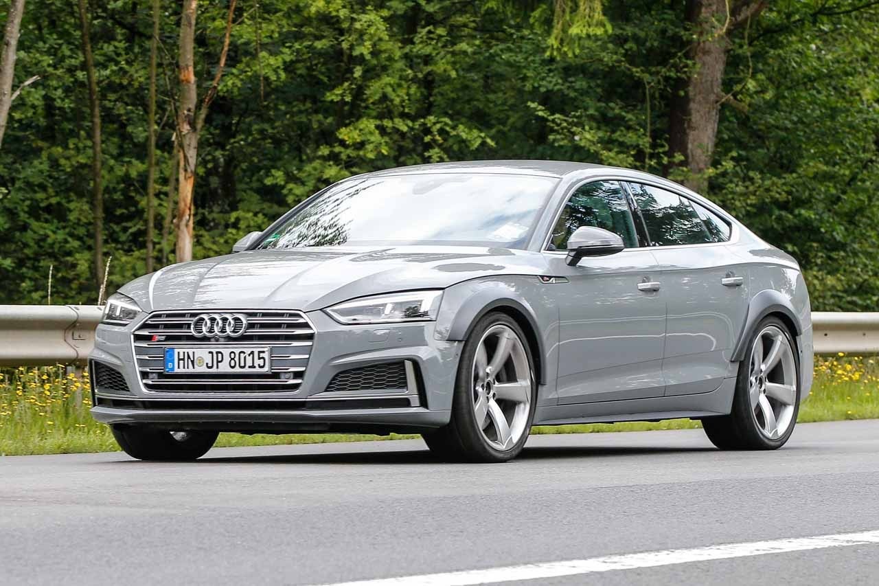 アウディ Rs5 に本命 スポーツバック 投入へ テスト風景を目撃 レスポンス Response Jp アウディ Rs5 に本命 スポーツバック 投入へ テスト風景を目撃 レスポンス Response Jp