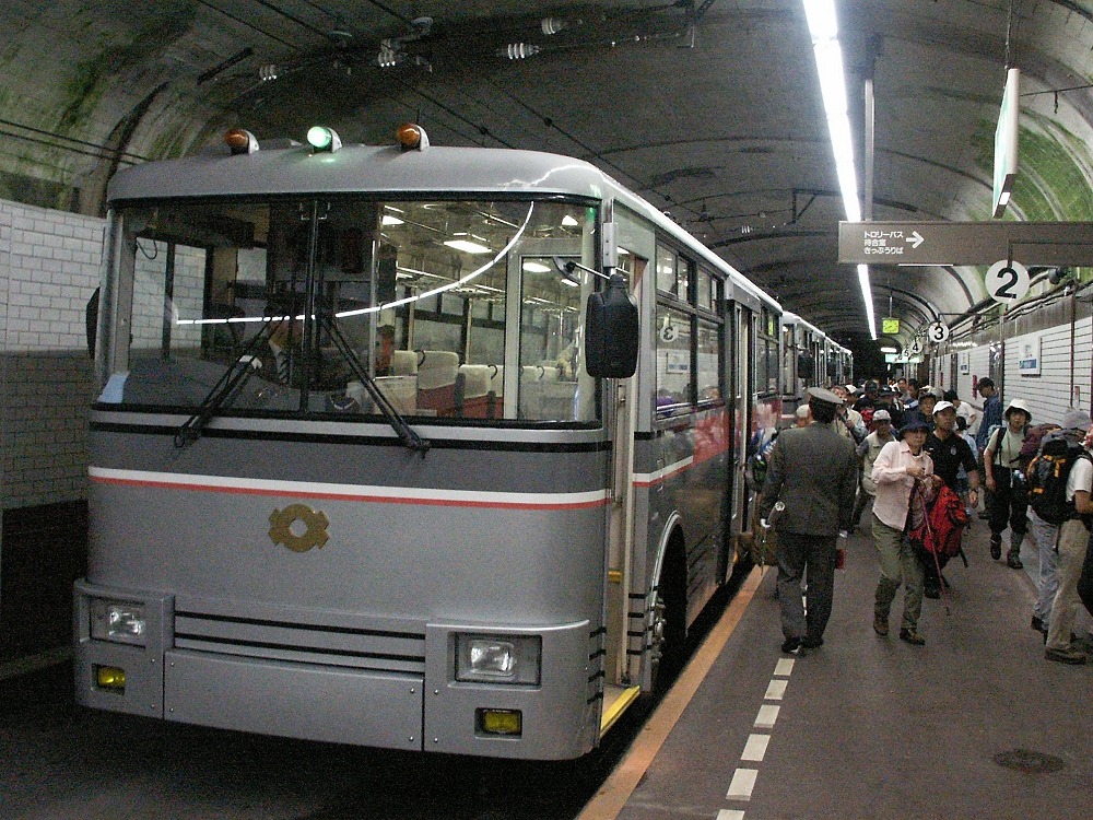Images of 関西電力100形無軌条電車 JapaneseClass.jp