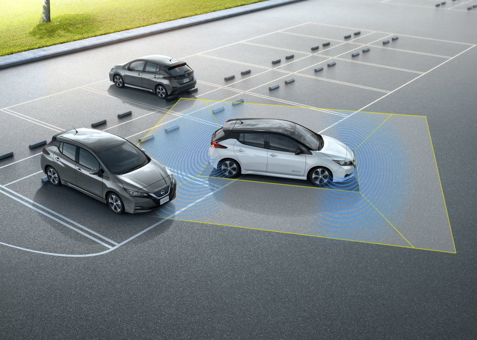 日産 リーフ 新型 ボタン操作ひとつで自動駐車できるプロパイロット パーキング初採用 レスポンス Response Jp 日産 リーフ 新型 ボタン操作ひとつで自動駐車できるプロパイロット パーキング初採用 レスポンス Response Jp