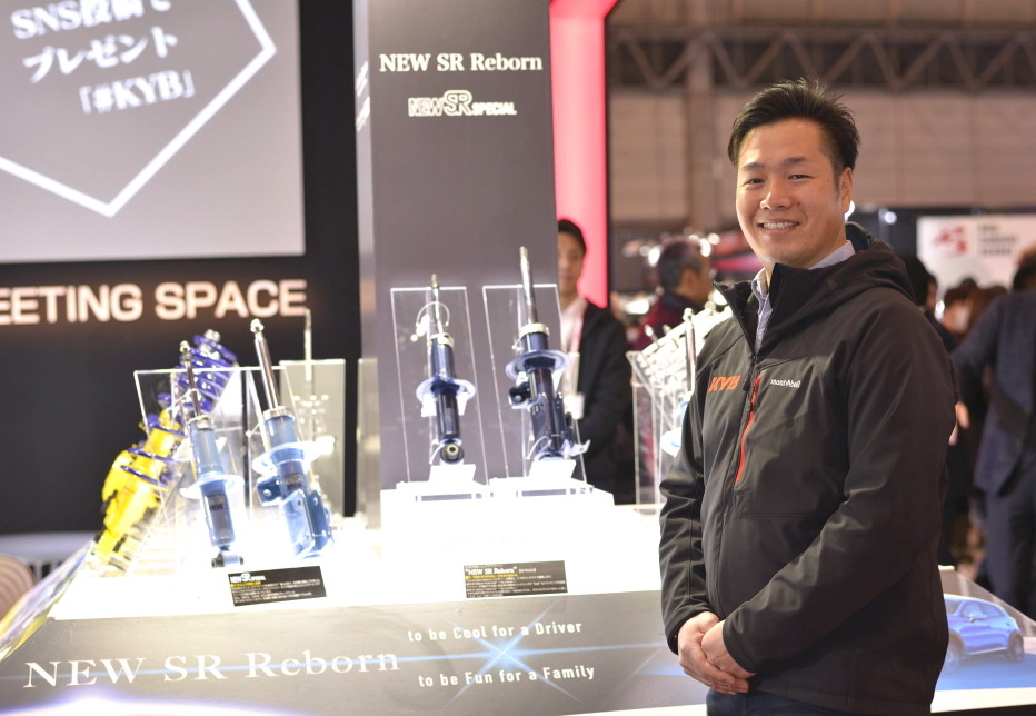 クルマを愛する人に ショックアブソーバ交換の提案 東京オートサロンで Kyb に聞いた レスポンス Response Jp クルマを愛する人に ショックアブソーバ交換の提案 東京オートサロンで Kyb に聞いた レスポンス Response Jp