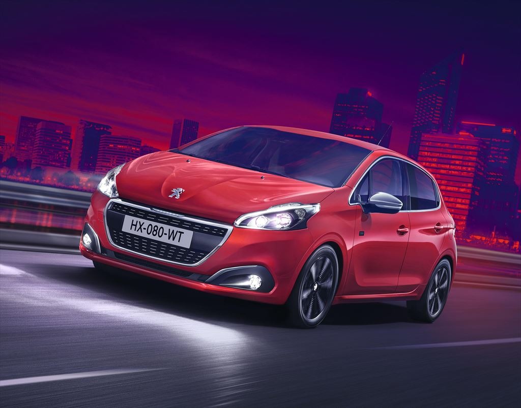 プジョー 8 バックアイカメラなど安全装備充実の限定モデル発売 レスポンス Response Jp