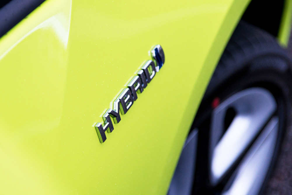 Hv Evが燃えたら かけるのは 水 泡 ガソリン車とは違う 車両火災の思わぬ危険とは 岩貞るみこの人道車医 レスポンス Response Jp Hv Evが燃えたら かけるのは 水 泡 ガソリン車とは違う 車両火災の思わぬ危険とは 岩貞るみこの人道車医 レスポンス Response Jp