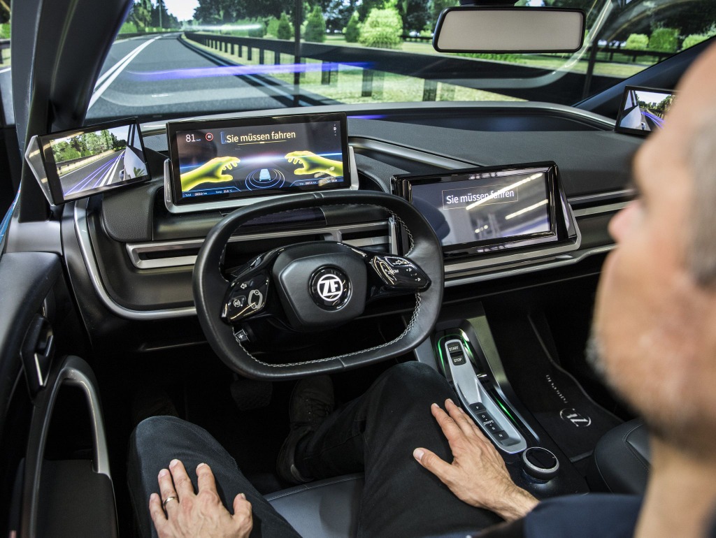 Zfの次世代コックピット 自動運転向け フランクフルトモーターショー19で発表 レスポンス Response Jp