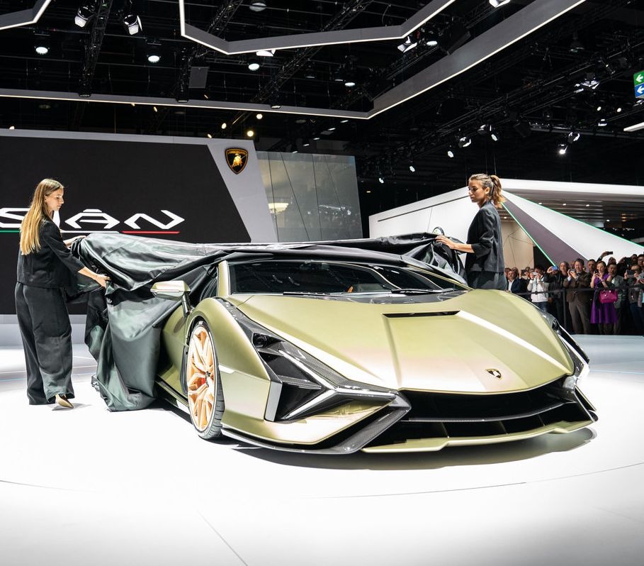 ランボルギーニ シアン 正式車名に故ピエヒ氏への敬意を表現 フランクフルトモーターショー19 レスポンス Response Jp ランボルギーニ シアン 正式車名に故ピエヒ氏への敬意を表現 フランクフルトモーターショー19 レスポンス Response Jp