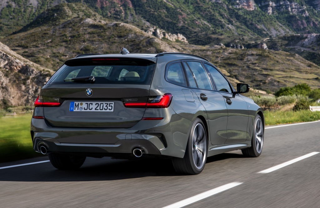 Bmw 3シリーズ ツーリング 新型発売 収納力と機能性向上 価格は494万円から レスポンス Response Jp Bmw 3シリーズ ツーリング 新型発売 収納力と機能性向上 価格は494万円から レスポンス Response Jp