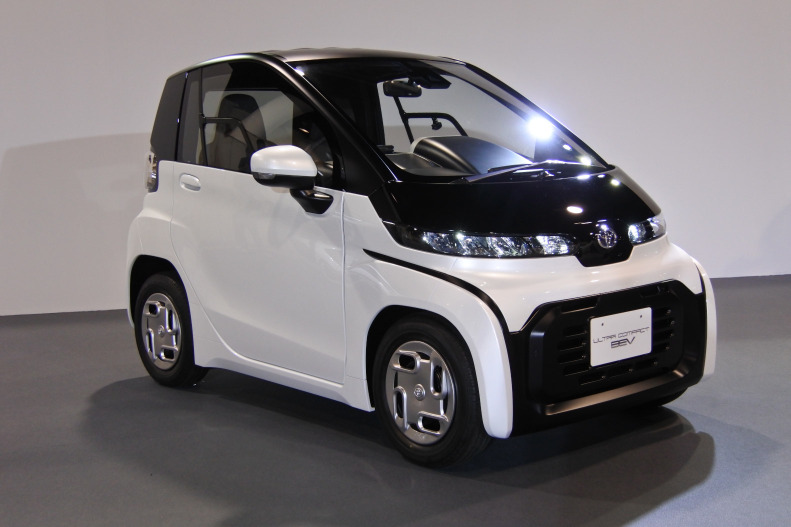 トヨタ 2人乗り超小型evを年発売予定 東京モーターショー19で先行公開へ レスポンス Response Jp トヨタ 2人乗り超小型evを年発売予定 東京モーターショー19で先行公開へ レスポンス Response Jp