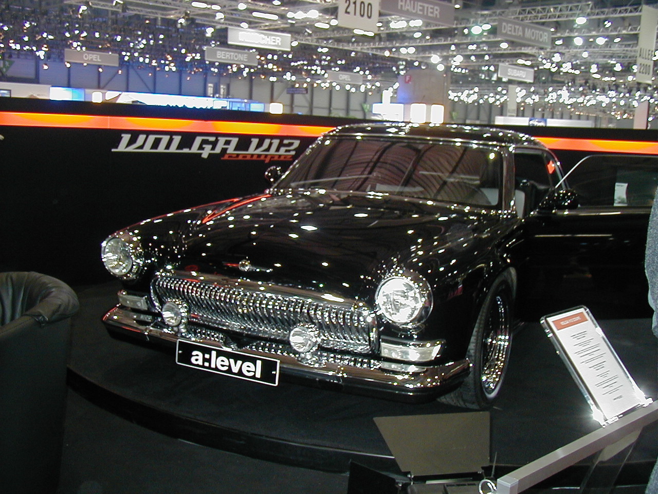 ジュネーブモーターショー 幻の出展車 栄光のネーミング復活 ロシアの名門やストラトス レスポンス Response Jp ジュネーブモーターショー 幻の出展車 栄光のネーミング復活 ロシアの名門やストラトス レスポンス Response Jp