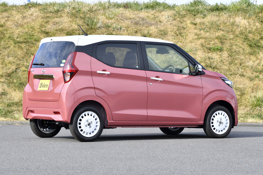 緊急事態が続く4月の国内新車販売 トップ10から消えた日産車 新聞ウォッチ レスポンス Response Jp 緊急事態が続く4月の国内新車販売 トップ10から消えた日産車 新聞ウォッチ レスポンス Response Jp