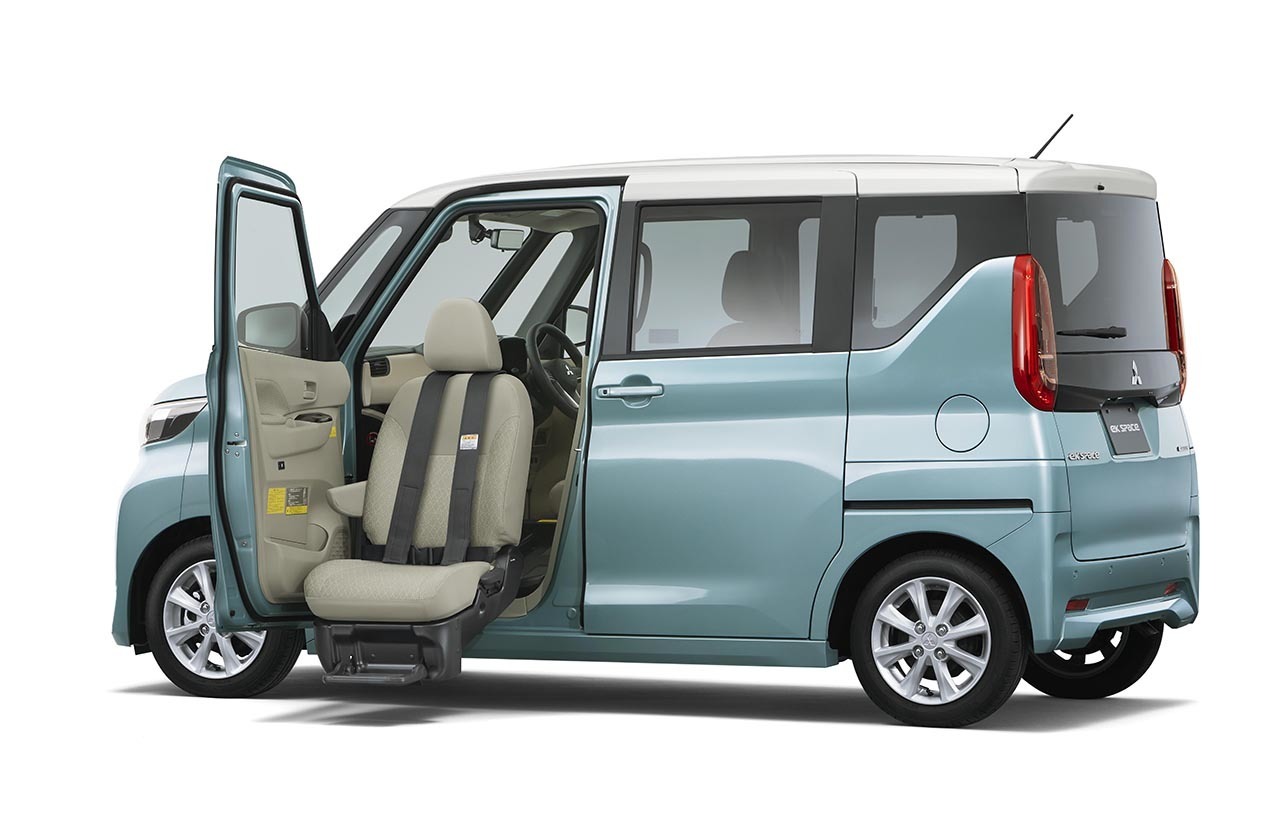三菱 Ekクロススペース Ekスぺース 福祉車 助手席ムービングシート仕様車 を設定 レスポンス Response Jp 三菱 Ekクロススペース Ekスぺース 福祉車 助手席ムービングシート仕様車 を設定 レスポンス Response Jp