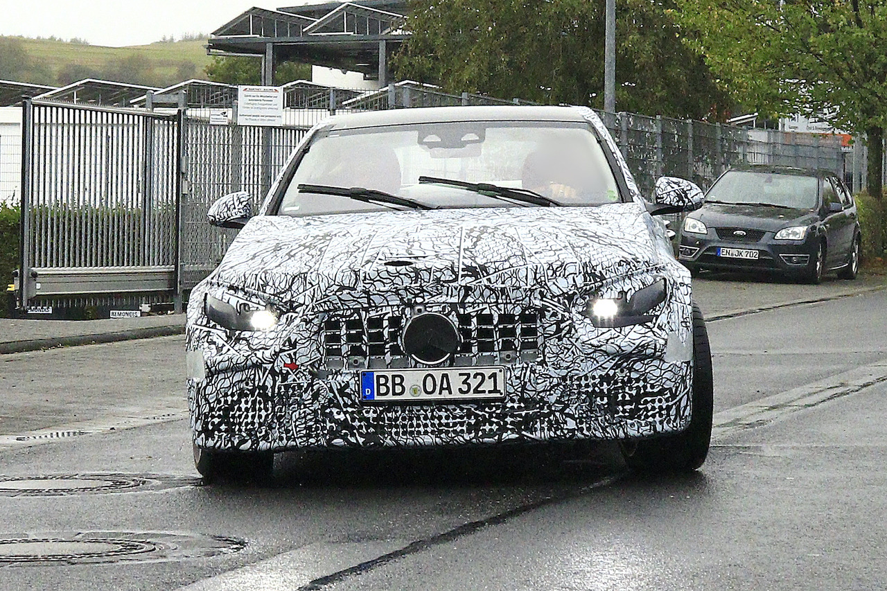 さらばv8 メルセデスamg C63 次期型 2リットル直4 モーターのphev化か レスポンス Response Jp さらばv8 メルセデスamg C63 次期型 2リットル直4 モーターのphev化か レスポンス Response Jp