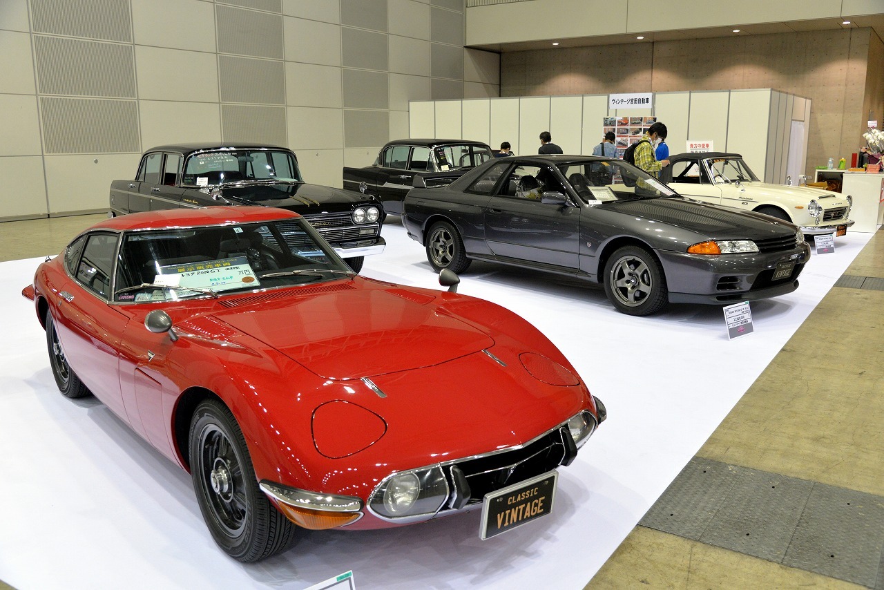 トヨタ 2000GT など、国産ヘリテージカーを展示したヴィンテージ宮田 