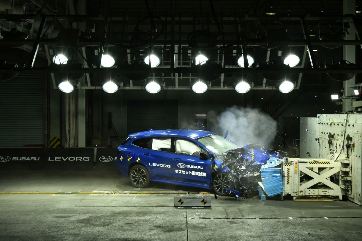 ファイブスター大賞でも防げない乗員被害にどう対応するか スバル レヴォーグ 新型 レスポンス Response Jp ファイブスター大賞でも防げない乗員被害にどう対応するか スバル レヴォーグ 新型 レスポンス Response Jp