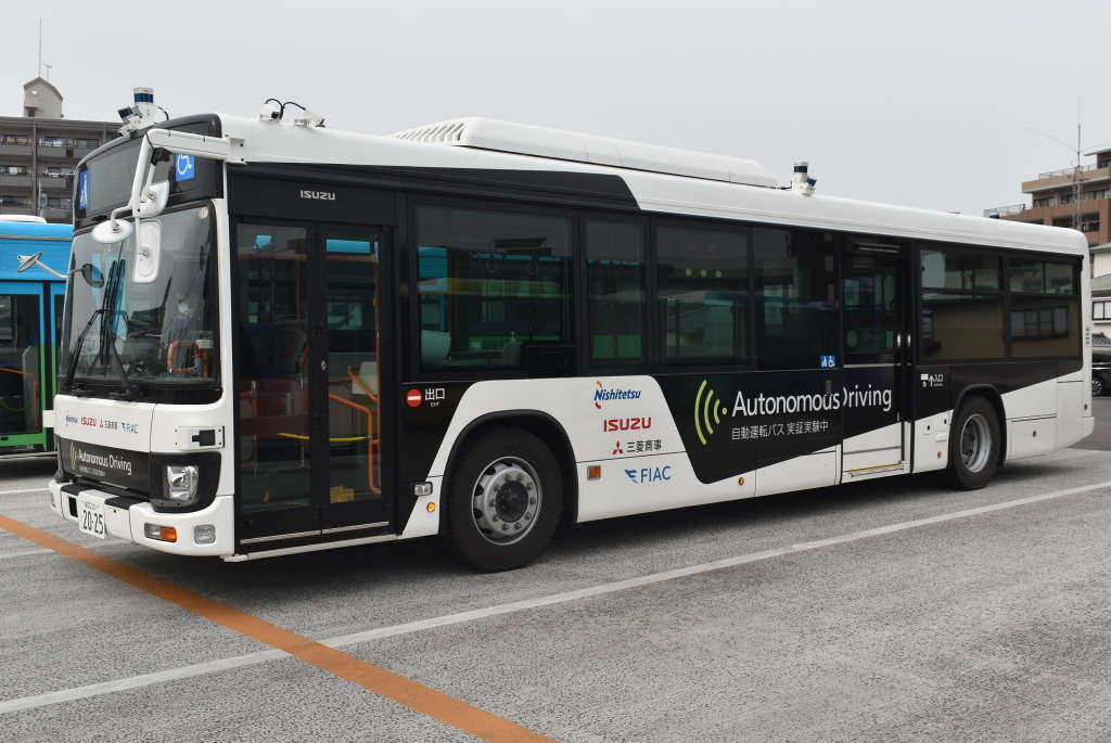 いすゞなど 大型自動運転バスの実証実験を福岡空港で開始 レスポンス Response Jp いすゞなど 大型自動運転バスの実証実験を福岡空港で開始 レスポンス Response Jp