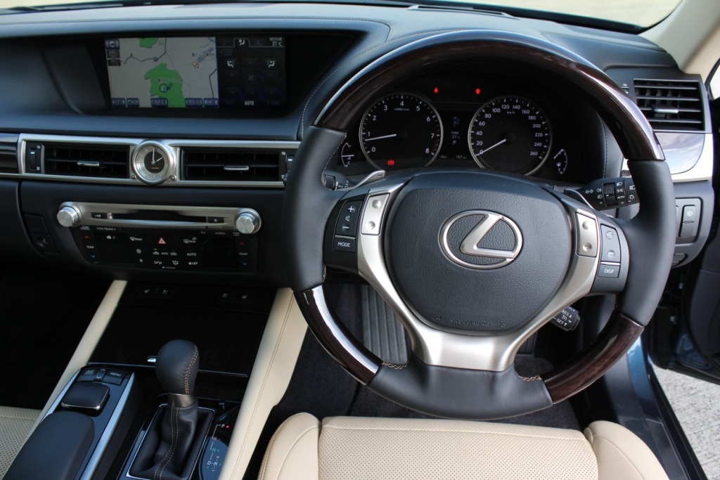 レクサス Gs 開発ストーリー 高級車のインテリアはシンプル レスポンス Response Jp レクサス Gs 開発ストーリー 高級車のインテリアはシンプル レスポンス Response Jp