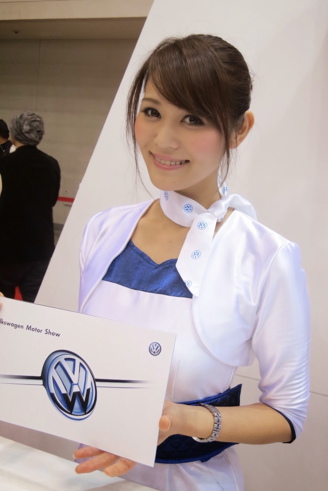 福岡モーターショー14 開幕 奇跡の博多美人コンパニオン レスポンス Response Jp 福岡モーターショー14 開幕 奇跡の博多美人コンパニオン レスポンス Response Jp