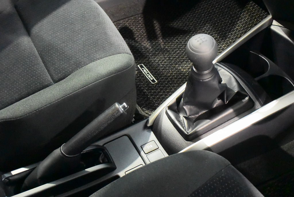 トヨタ カローラ 改良新型 発表 5mtの設定存続 クルマ本来のエッセンスを残した レスポンス Response Jp トヨタ カローラ 改良新型 発表 5mtの設定存続 クルマ本来のエッセンスを残した レスポンス Response Jp