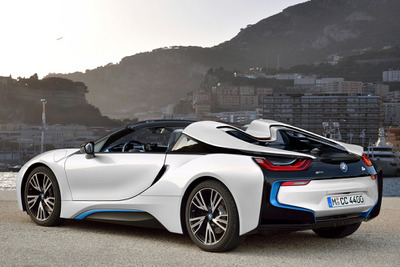 BMW i8スパイダー、市販型はこれだ！　レンダリングCGがリーク 画像