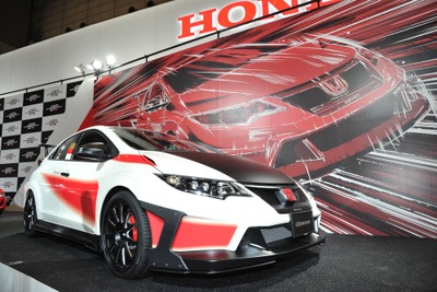 【東京オートサロン16】無限 シビックTYPE R に来場者も大注目…究極をさらに突き詰めた 画像