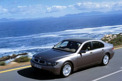 【大胆・新型BMW『7シリーズ』発表】ミュンヘン、デザイン評価で大揺れ 画像
