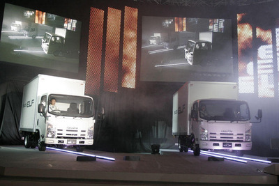 【株価】全体は続伸、自動車は高安まちまち 画像