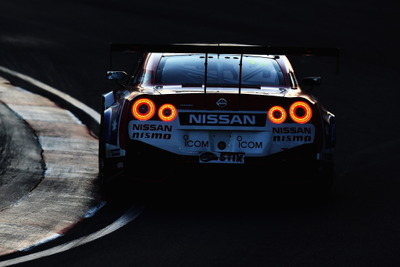 【バサースト12時間 2016】日産 GT-R、僅差の2位チェッカー…千代勝正「また来年戻ってきたい」 画像