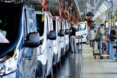 ルノー、フランス工場で日産の商用車を生産へ 画像