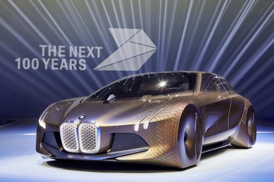 BMW 創立100周年、コンセプトカー「BMW VISION NEXT 100」を初公開 画像