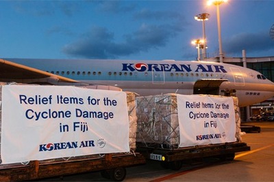 大韓航空、フィジーのサイクロン被災地に救援物資を輸送 画像