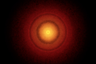 アルマ望遠鏡、地球に似た軌道を持つ惑星の誕生現場を初観測…若い星の付近で 画像