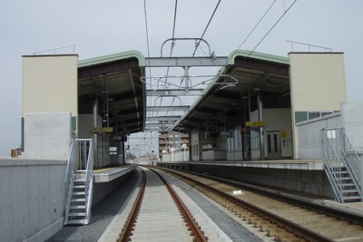 近鉄名古屋線の川原町駅、高架化完成で「萬古焼」に…5月7日から 画像
