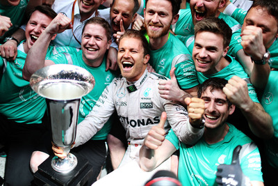 【F1 中国GP】ライバルたちの混乱よそに、ロズベルグが開幕3連勝 画像