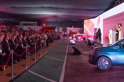 日産メキシコ工場、50周年記念式典 画像