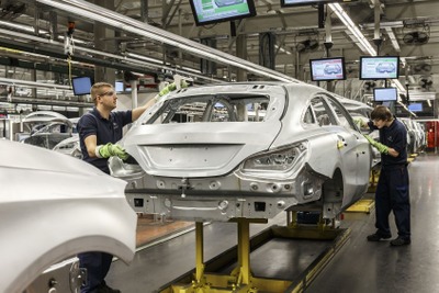 ダイムラー、メルセデスのハンガリー工場に追加投資…次世代小型車生産へ 画像