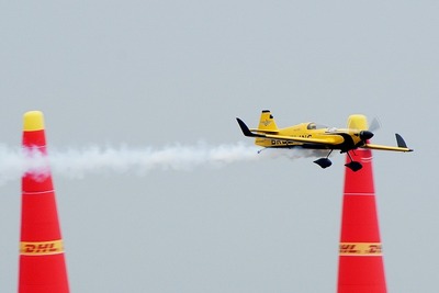 【レッドブル・エアレース 第3戦】多くのパイロットから尊敬を集めるも今シーズンで引退…ナイジェル・ラム選手 画像