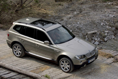 BMW X3がドイツ誌読者投票でオフロード カーオブザイヤーに 画像