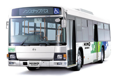 日野の大型路線バスが新長期規制クリア、一部車型で2015年燃費規制を達成 画像