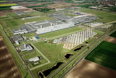 メルセデスベンツ、ハンガリーに第2工場を建設へ 画像